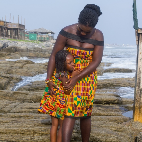 Matching Mom and Daughter Kente Dresses - Picture 4 of 8